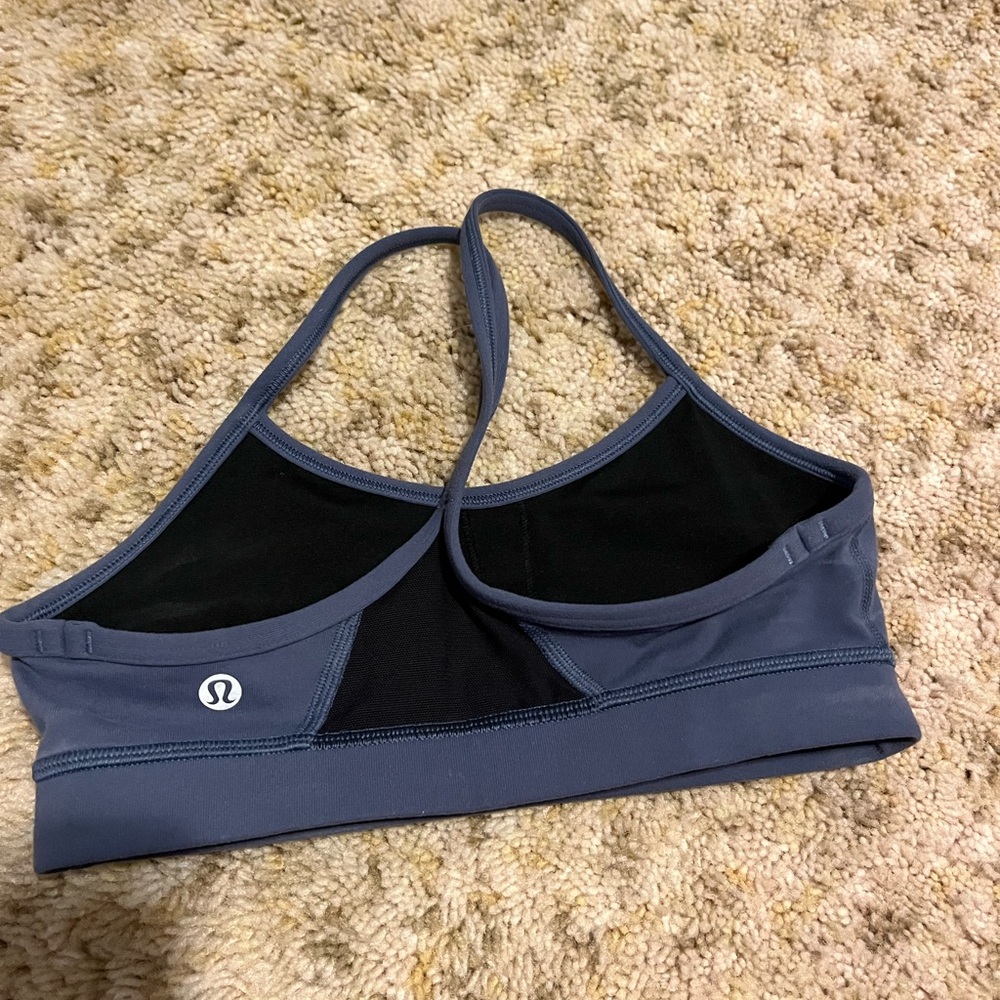 Lululemon navy blue sports bra size 6